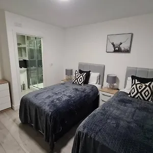 https://luton-2-bedroom-apartment-home-from-home.cambridgehotelsuk.com