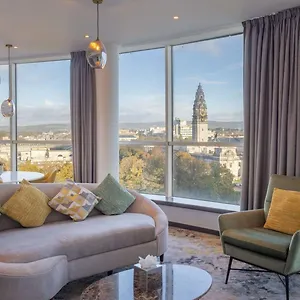 Hilton Кардифф